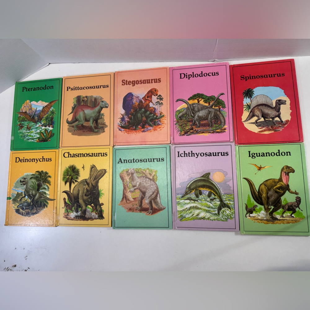 Vintage Dinosaur Educational childrens picture reading books lot of 10